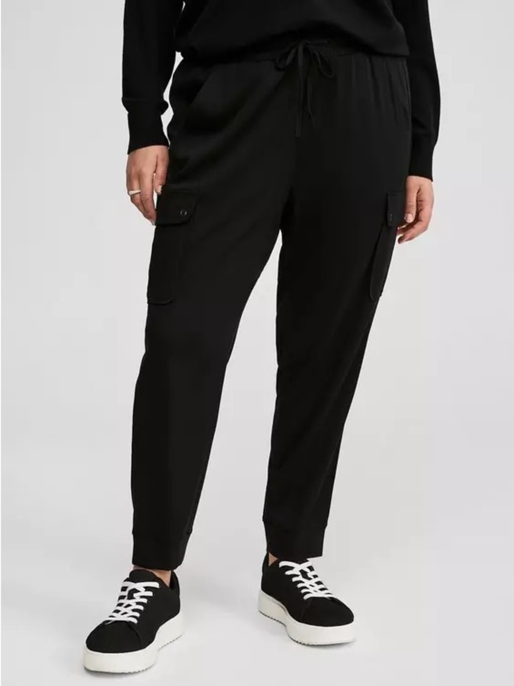 torrid Deep Black Relaxed Fit Cargo Joggers  (2R)